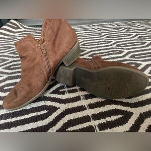 Women’s Suede Booties